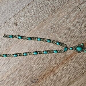 Elegant Turquoise and Gold Necklace Costume Jewelry